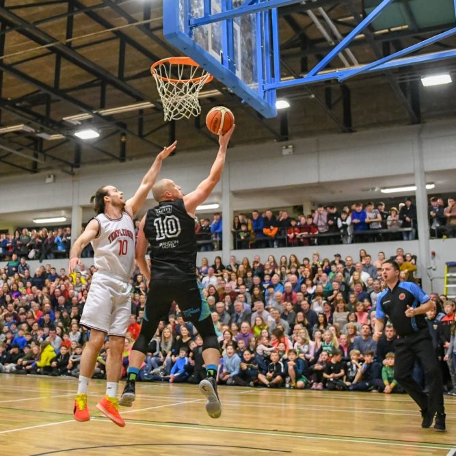 Pic: Poshey Aherne - Kieran Donaghy and the Tralee Warriors took control of the Irish Super League with an 88-77 win over Templeogue