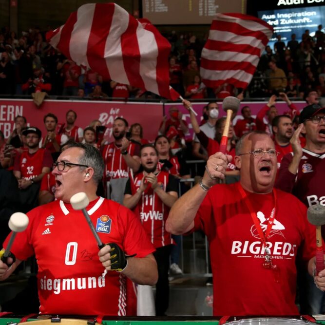 Bayern Munich basketball fans have a new coach in Pablo Laso and a new star in Serge Ibaka to lead them into the new Euroleague Basketball season