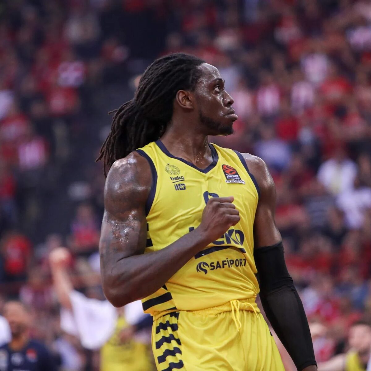 Johnathan Motley is part of a loaded Fenerbahce roster at the disposal of Dimitris Itoudis ahead of the Euroleague Basketball season