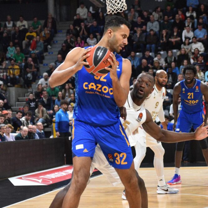 Israel Gonzalez can still count on Johannes Thiemann but it looks like a long season for Alba Berlin in Euroleague Basketball.