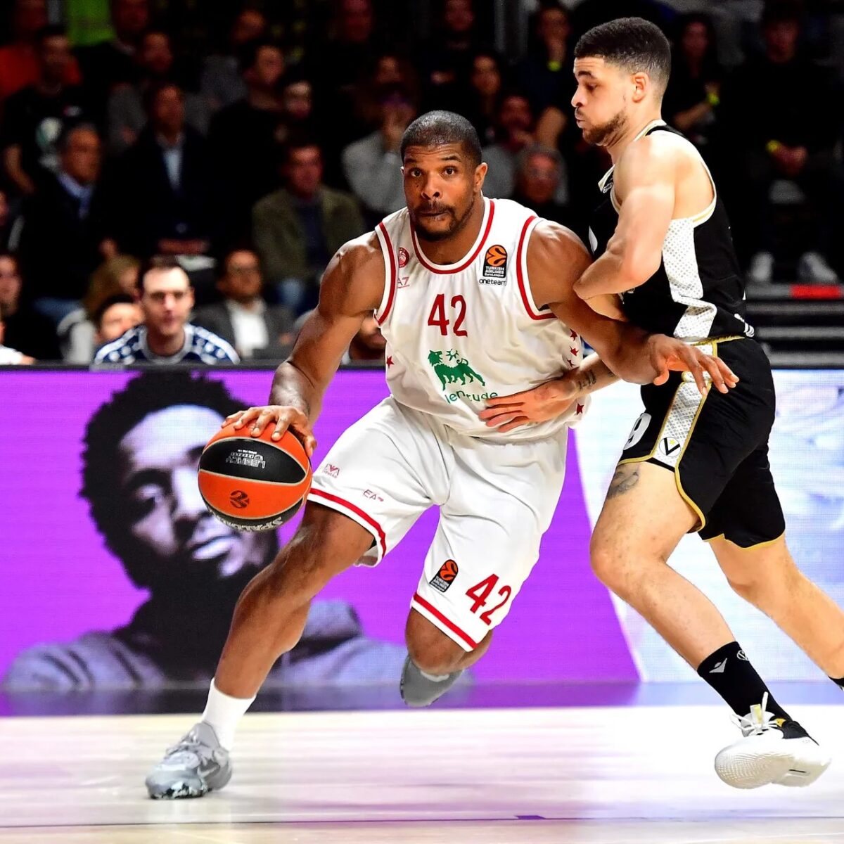 Kyle Hines is back and Nikola Mirotic has arrived but will there be enough for Ettore Messina to bring Olimpia Milano to the Euroleague Basketball playoffs?