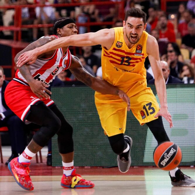 FC Barcelona take on Olympiacos in Round 20 of the Euroleague Basketball season