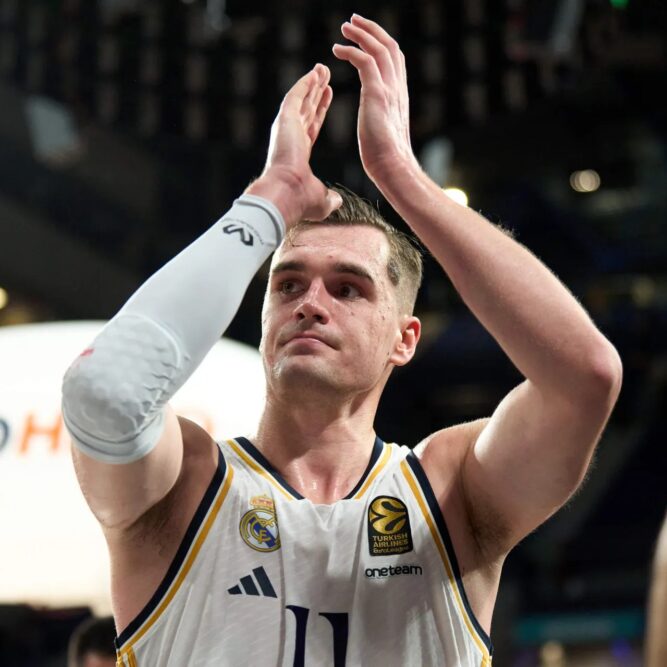 Mario Hezonja showed against Maccabi Tel Aviv that he has never looked as comfortable than as he is with Real Madrid in Euroleague Basketball
