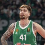 Juancho Hernangomez delivered a career night as Panathinaikos came from behind to beat Anadolu Efes in Game 1 of the Euroleague Playoffs.