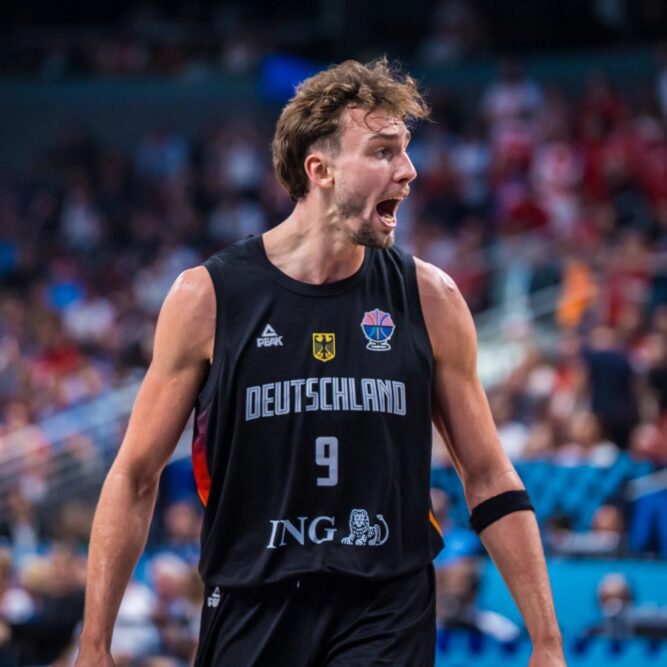 Franz Wagner, Isaac Bonga and Dennis Schroder led Germany past Alperen Sengun and Türkiye in a EuroBasket 2025 final for the ages. (Credit FIBA)