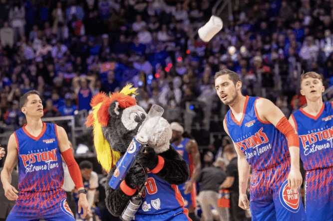 The Salaries of NBA Mascots Have Become an Interesting Topic in Recent Years